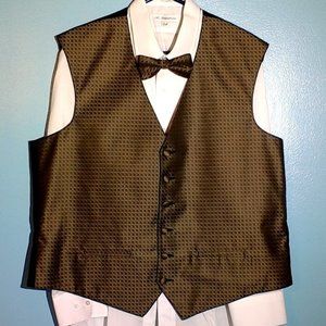 Philip Stuart L half-moon patterned vest & bow tie